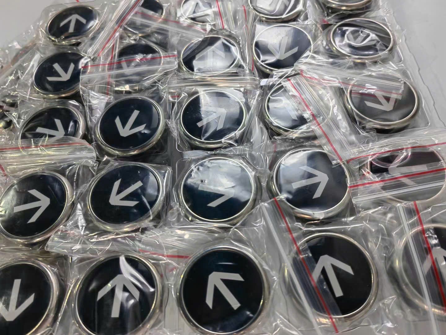 Nút nhấn gọi tầng trong và ngoài cabin thang máy HITACHI FL - PW