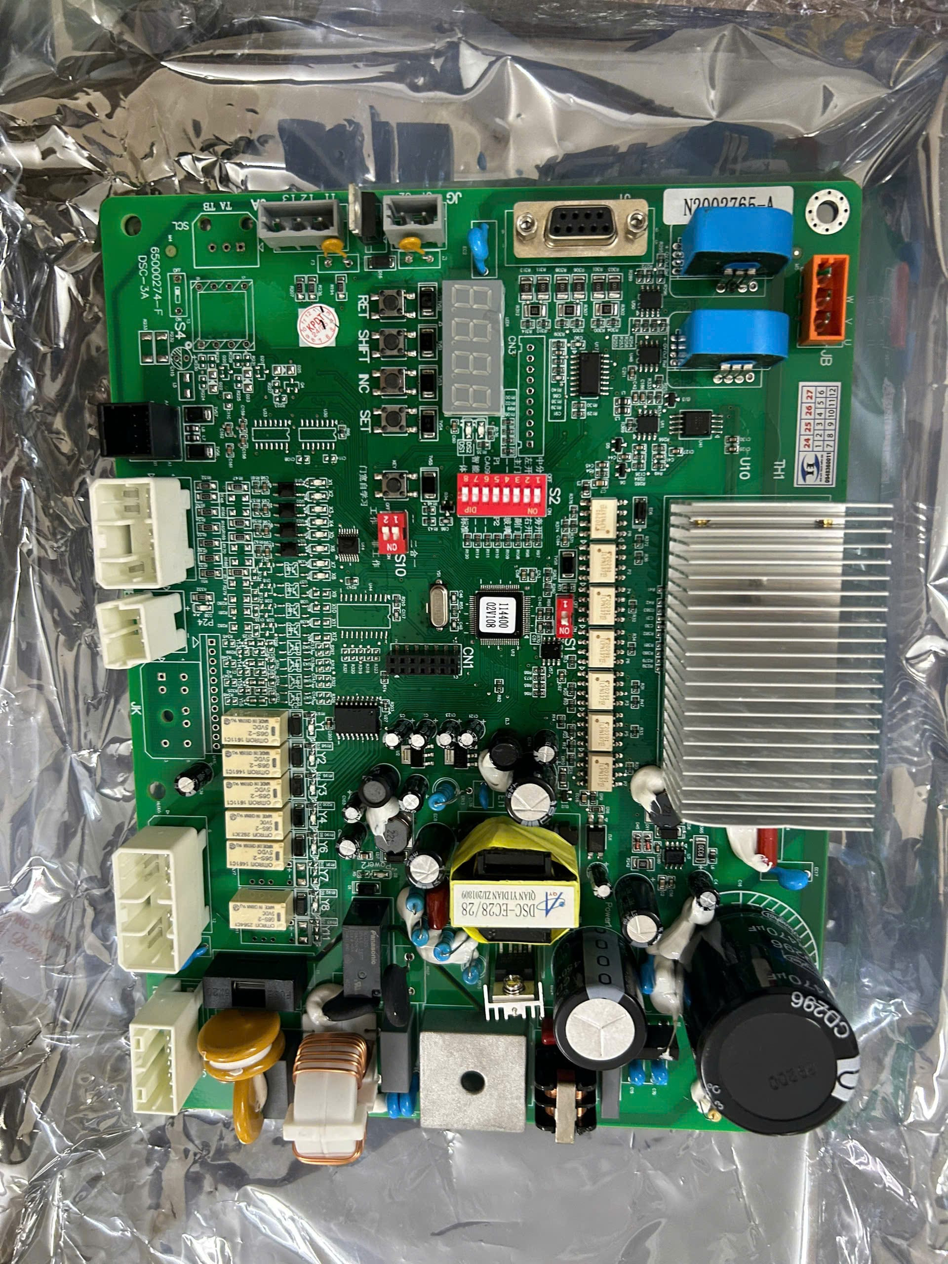 Broad điều khiển cửa cabin thang máy HITACHI DSC - 3A