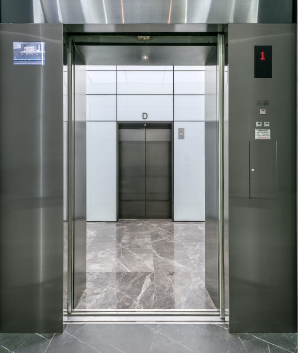 Thang máy tải khách VFI